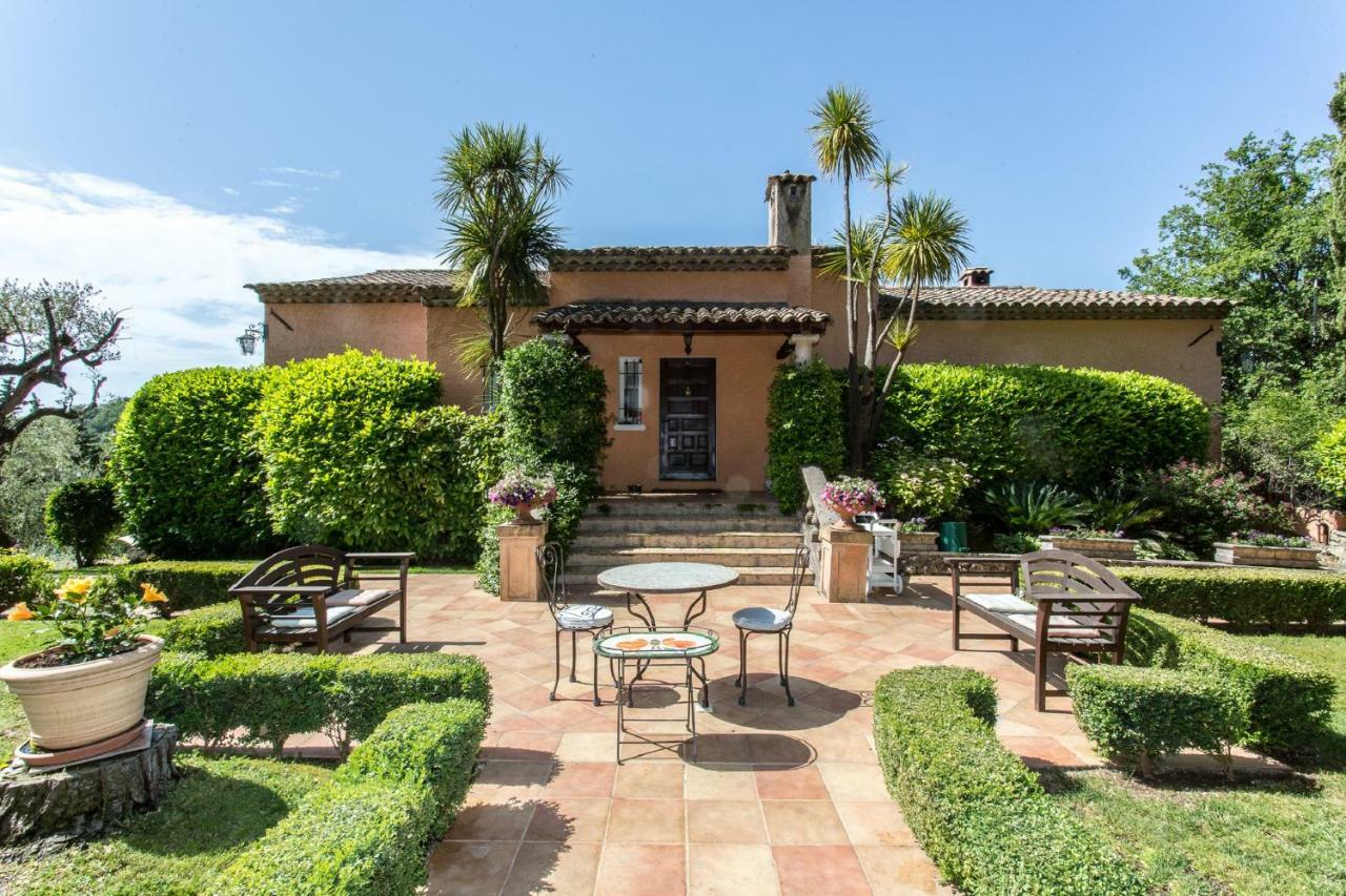Mas Du Roc Bed & Breakfast Grasse Bagian luar foto